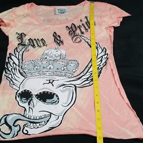 Bulzeye Graphic Love & Pride Skull  T-Shirt. S - Picture 10 of 11